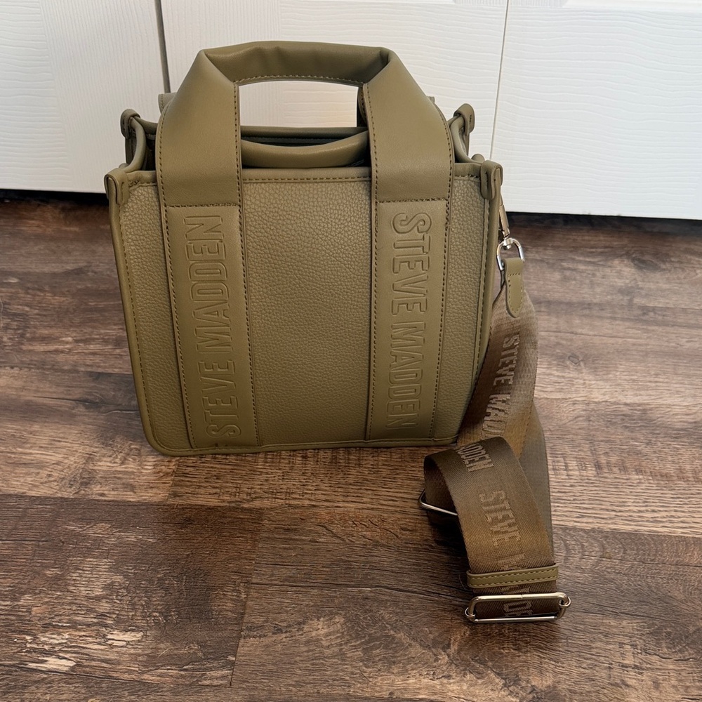 Steve Madden Crossbody